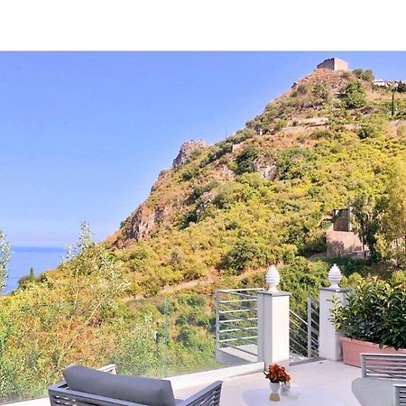 Suite Apartments Branco - Infinity Pool & Sea View - 5 Minuti Dal Centro ตาออร์มินา ภายนอก รูปภาพ