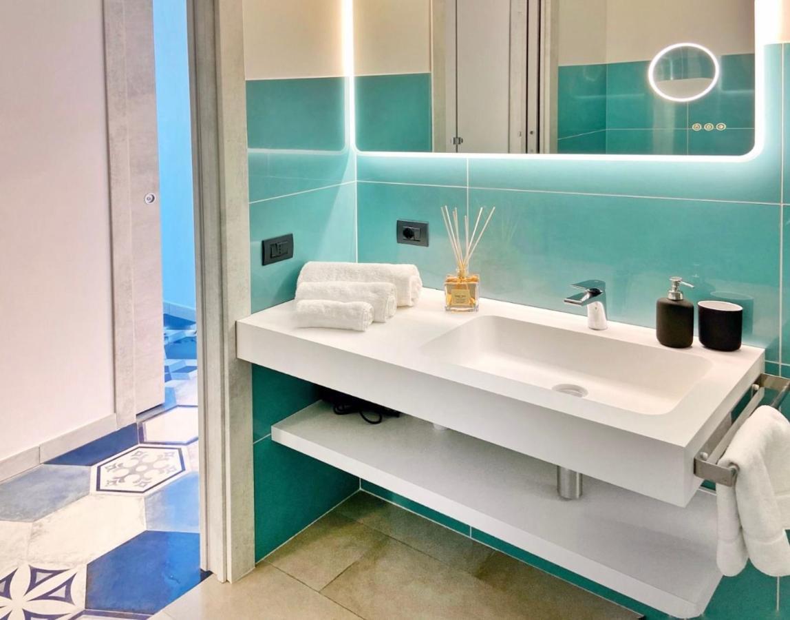 Suite Apartments Branco - Infinity Pool & Sea View - 5 Minuti Dal Centro ตาออร์มินา ภายนอก รูปภาพ