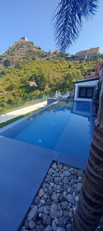 Suite Apartments Branco - Infinity Pool & Sea View - 5 Minuti Dal Centro ตาออร์มินา ภายนอก รูปภาพ