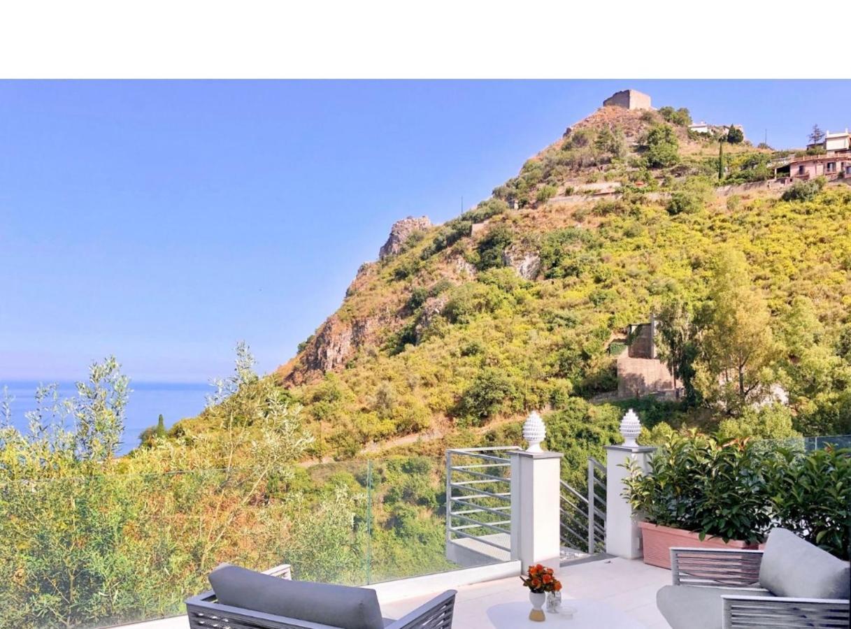 Suite Apartments Branco - Infinity Pool & Sea View - 5 Minuti Dal Centro ตาออร์มินา ภายนอก รูปภาพ